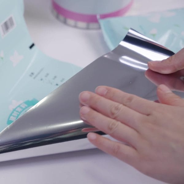 China Supplier Automatic Packaging Aluminum Foil Food Packaging Film Plastic Laminated Sachet Plastic Film Roll for Snack - Image 4